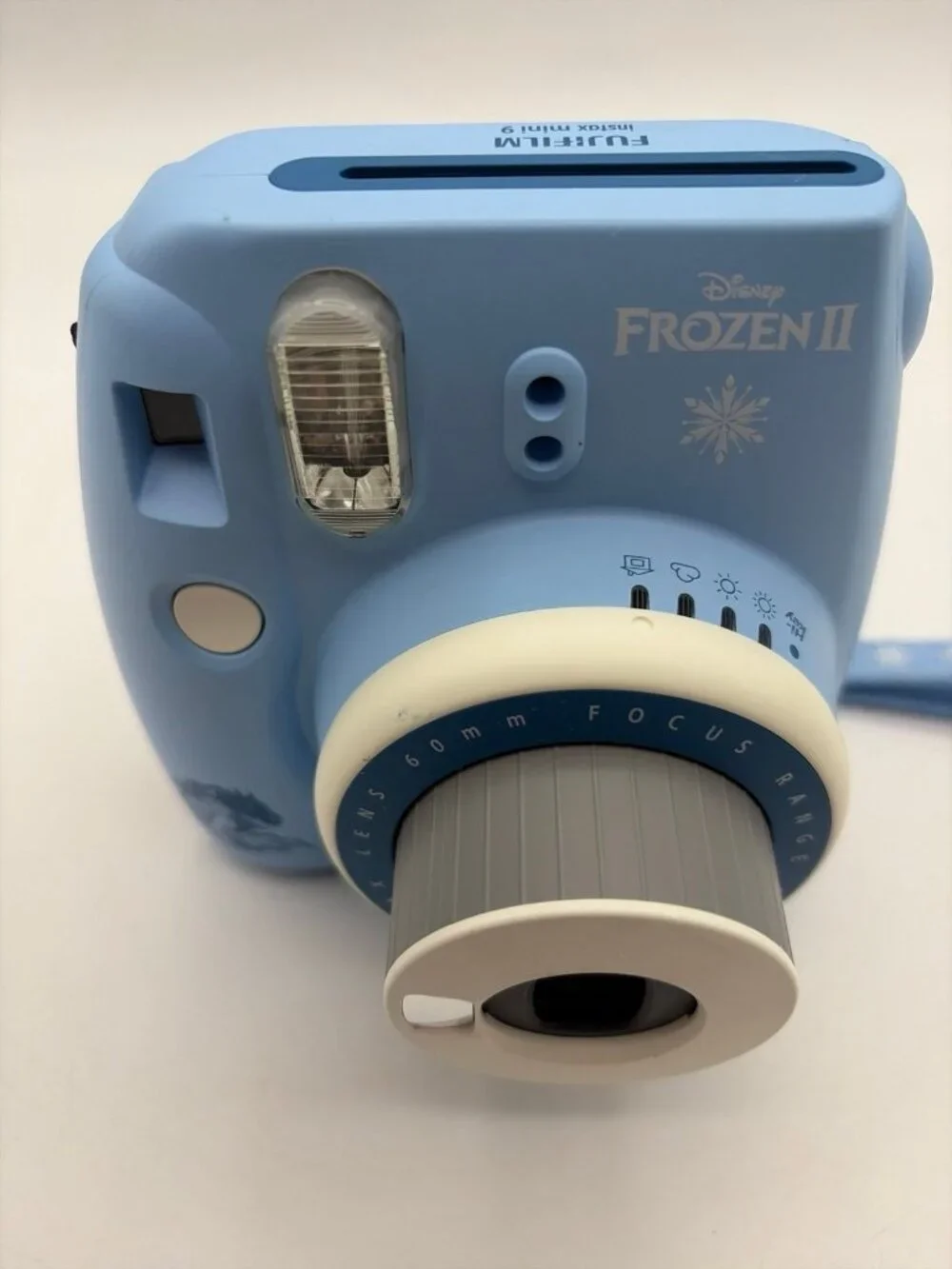 Fujifilm Instax Mini 9 Disney Frozen Instant Film Camera Special Edition *Read